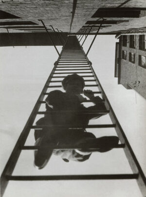 alexander-rodchenko-fire_escape_with_a_man_1925